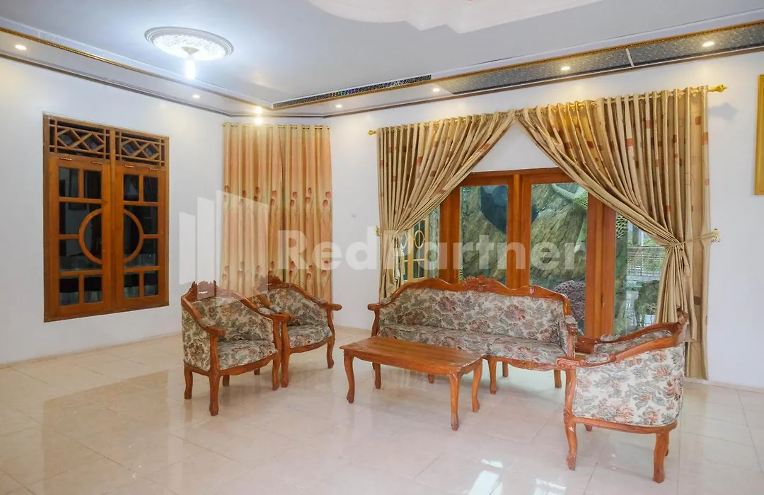 Wisma Giri Mulyo B Near Grojogan Sewu Mitra Reddoorz-1
